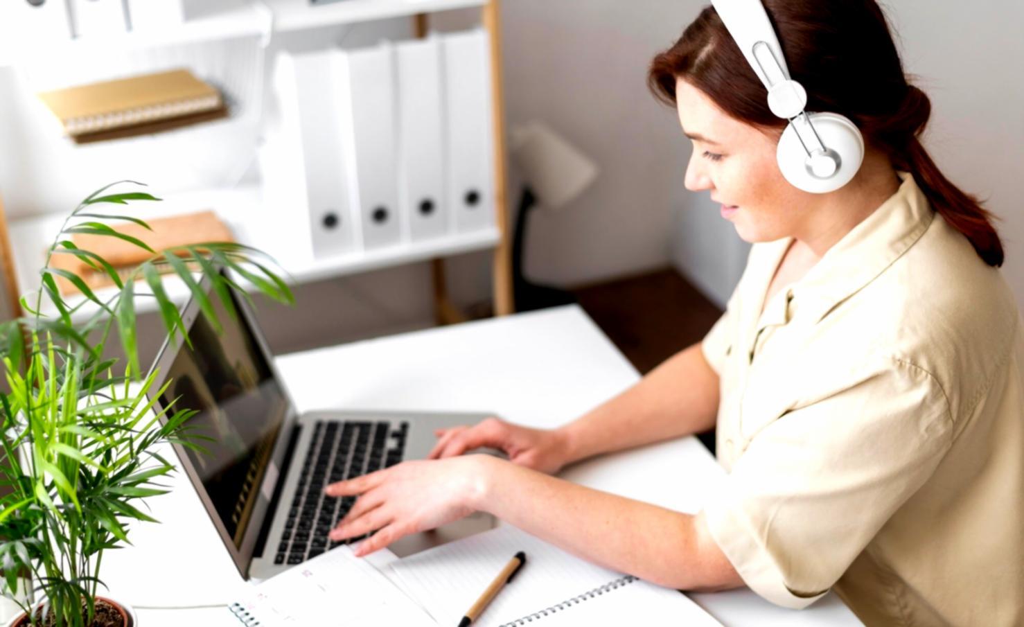 Análisis financiero profesional mostrando tendencias de mercado y datos económicos en tiempo real